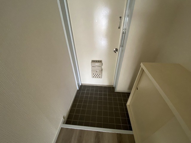 玄関　※同建物別室参照