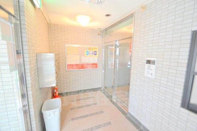 その他　エントランス