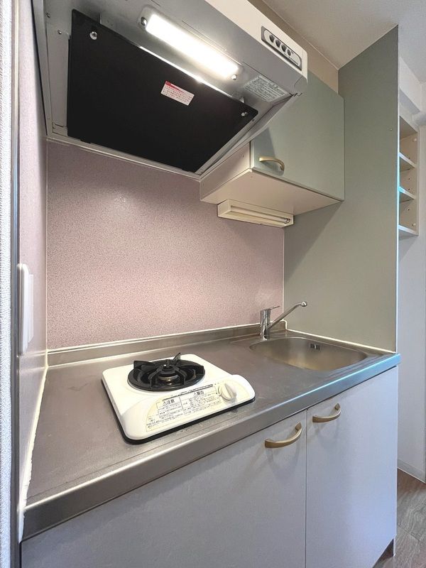 キッチン　参考写真（同物件別部屋）