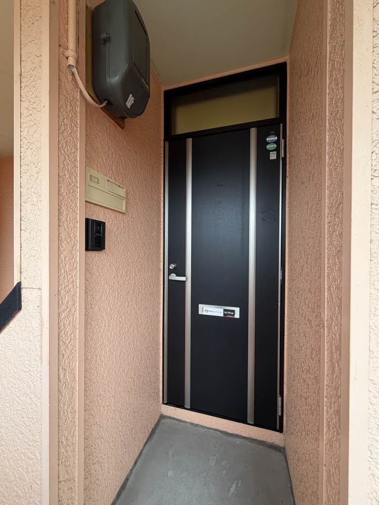 その他共有部分　玄関前