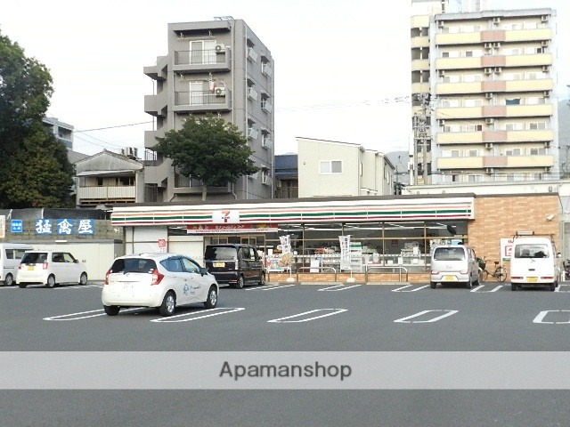 コンビニ　セブンイレブン小倉北方小学校前店（コンビニ）まで143m