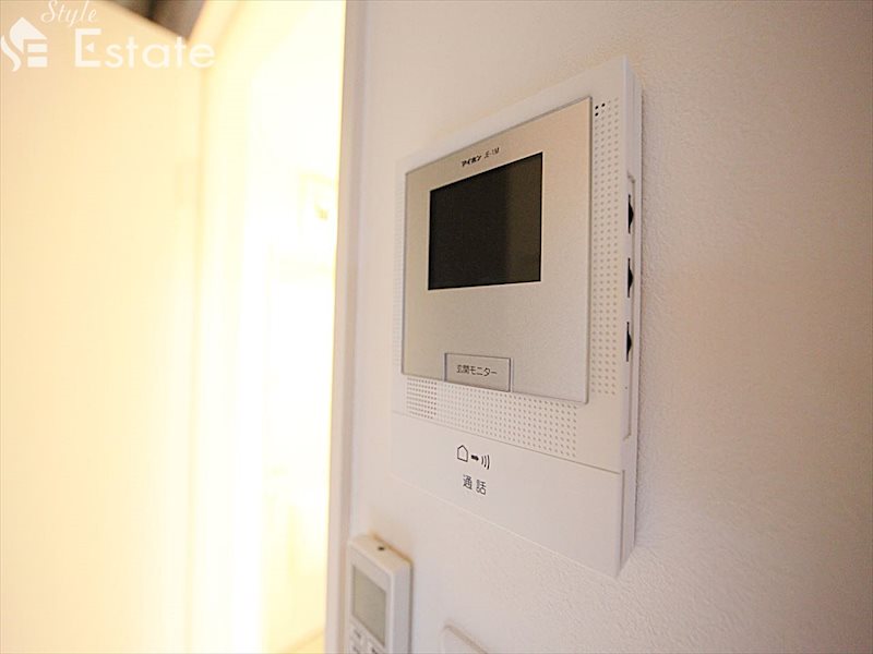 セキュリティ　モニター付きインターホン