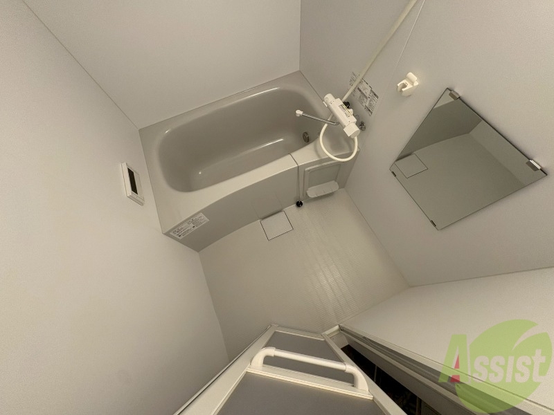 バス・シャワールーム　お風呂になります。一日の疲れを癒してくださいね。