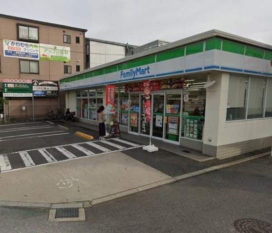 コンビニ　ファミリーマート（コンビニ）まで1144m