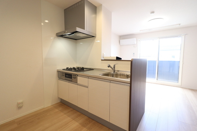 キッチン　３０５　キッチン