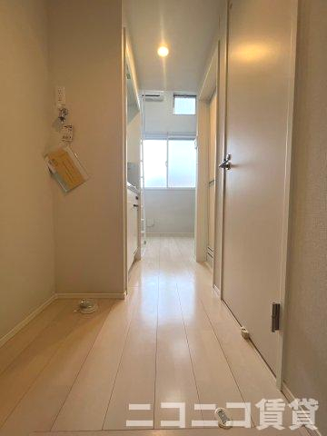 玄関　別号室イメージの為、現状を優先致します。