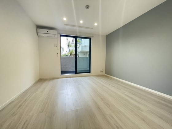 居室・リビング　※別部屋の写真です