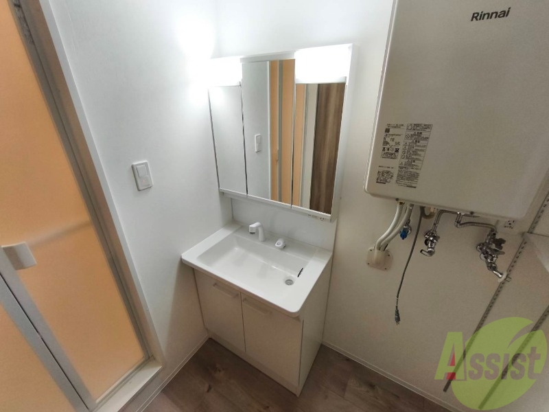 洗面設備　シャンプードレッサーで身支度もラクラクです！