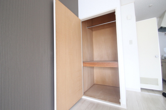 収納　※別号室の写真です