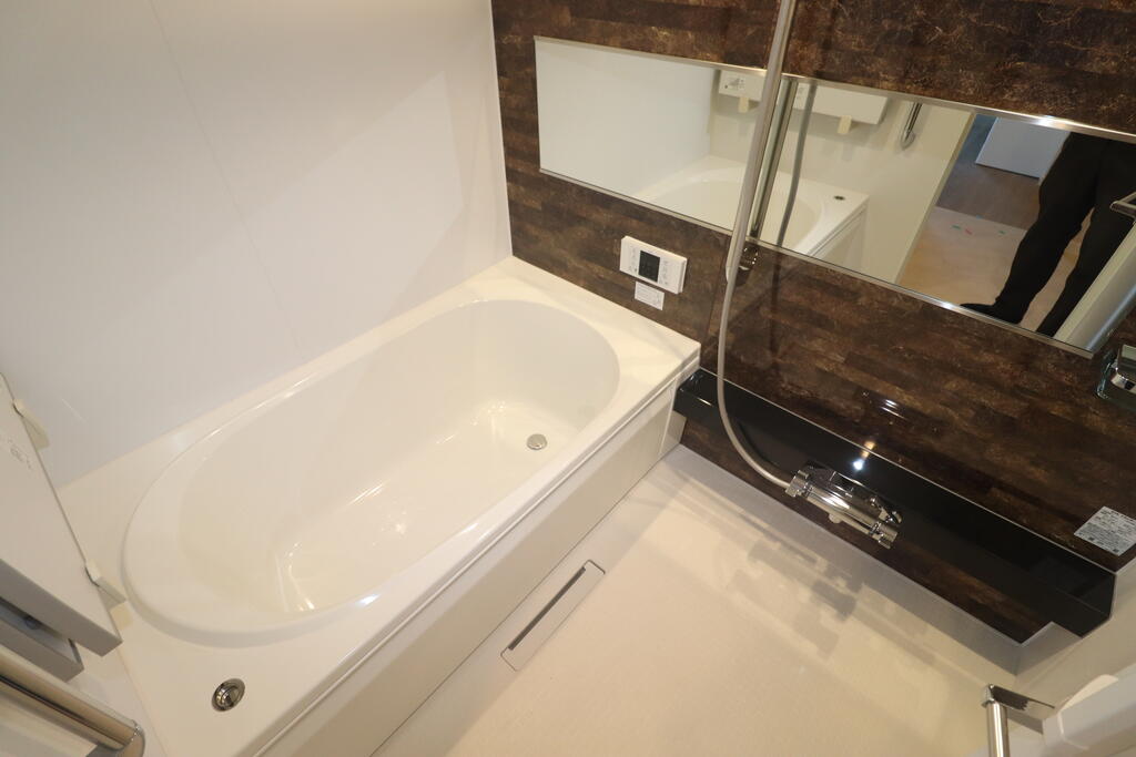 バス・シャワールーム　浴室：画像は同社類似物件の写真