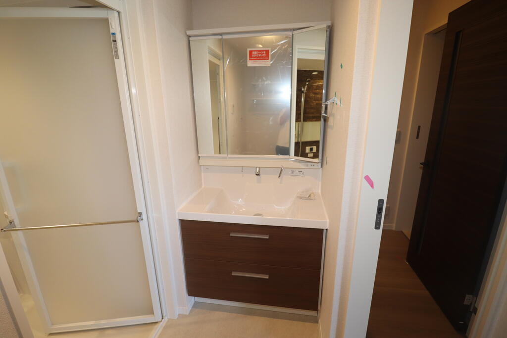 洗面設備　洗面台：画像は同社類似物件の写真