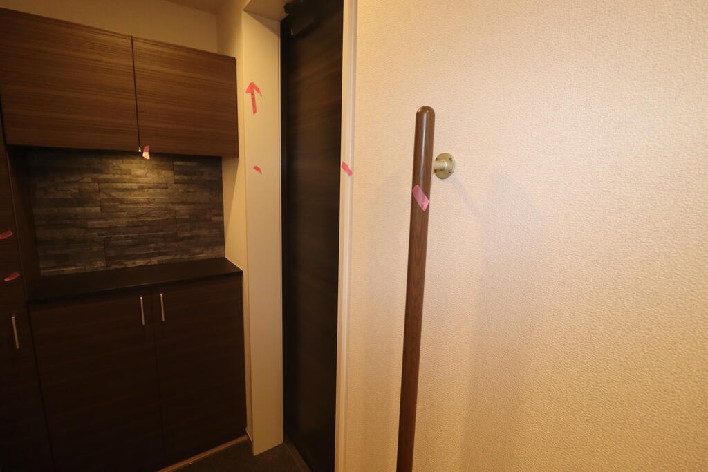 玄関　玄関：画像は同社類似物件の写真