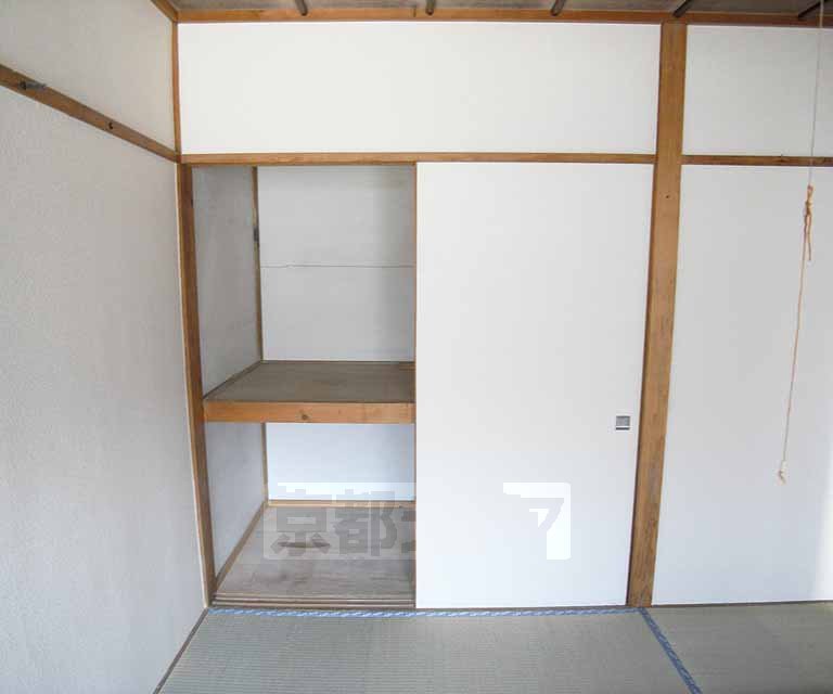 収納　和室の押入れです。
