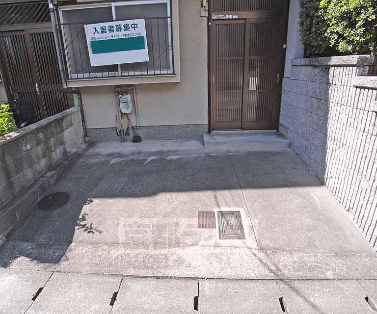 その他　建物前のスペースです。