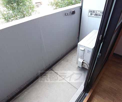 バルコニー　いっぱい洗濯物干せますよ・