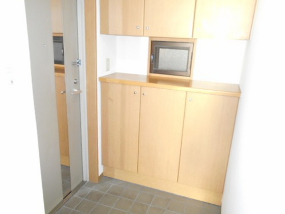 玄関　※他号室の写真です