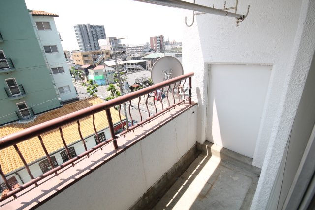 バルコニー　写真は類似です。