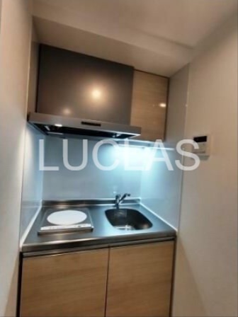 キッチン　コンパクトながらも利便性は良好♪収納付！