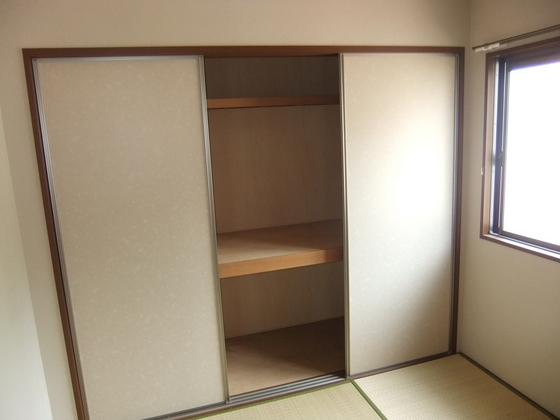 収納　※他号室の写真です。