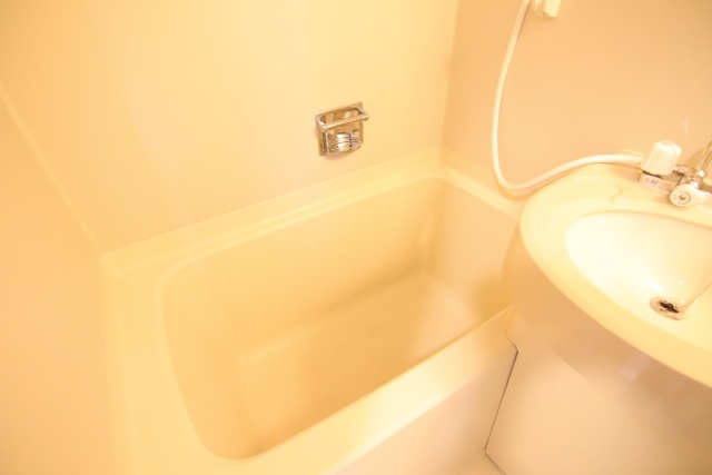 バス・シャワールーム　※別室参考写真です。