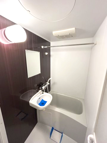 バス・シャワールーム　毎日の疲れを癒すお風呂です