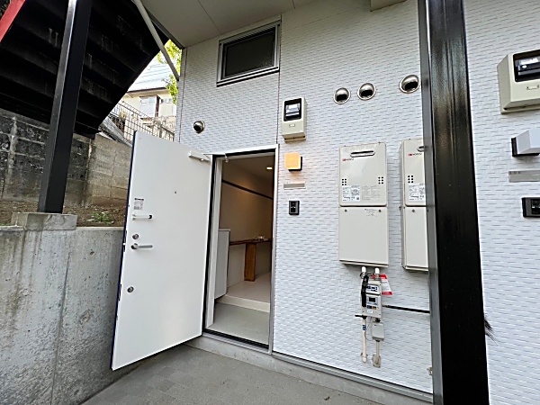 玄関　Wロック・TVモニターホン付の玄関