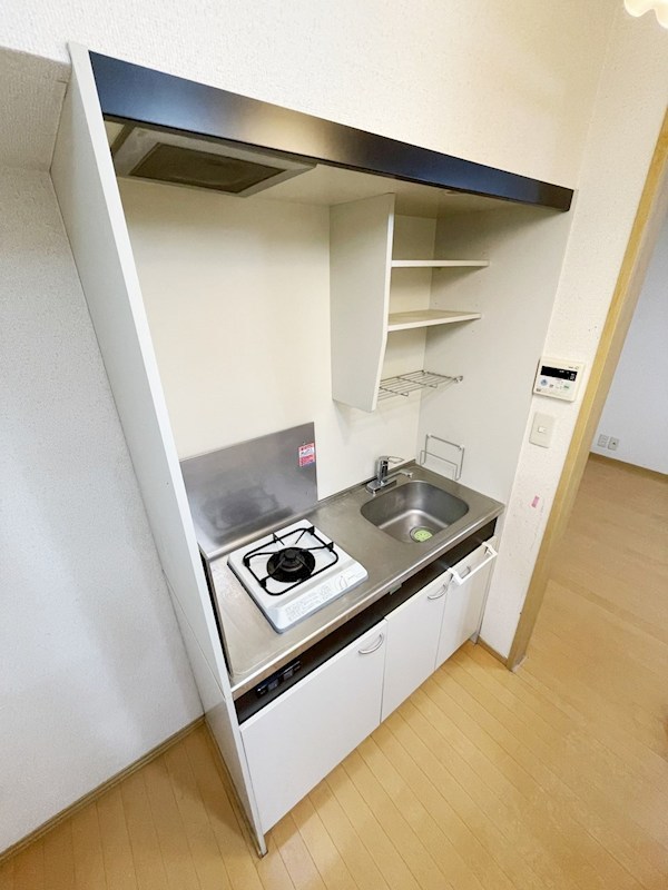 キッチン　※同間取り参考写真です。