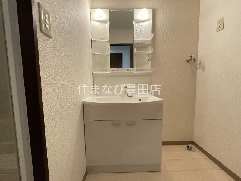 洗面設備　同型別部屋写真