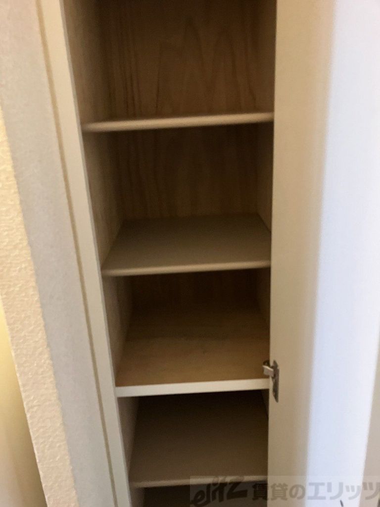 収納　シューズボックス