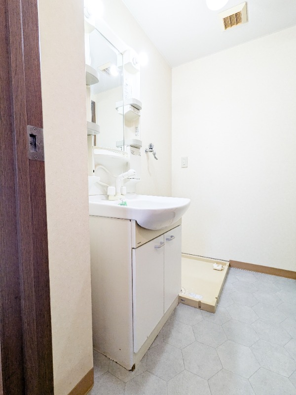 洗面設備　図面と現状に相違がある場合には現状を優先