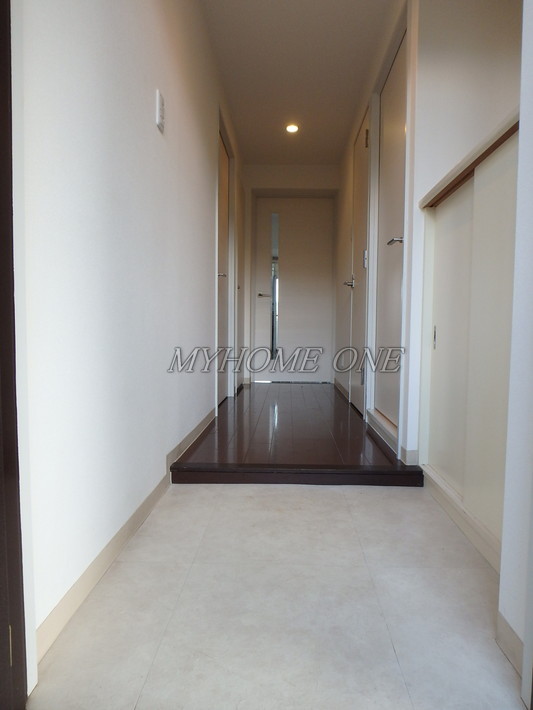 玄関　玄関ホール