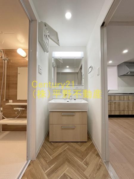 洗面設備　同建設会社施工の別物件です。