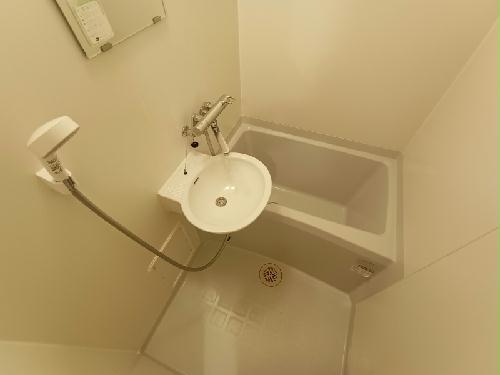 バス・シャワールーム　浴槽スペース