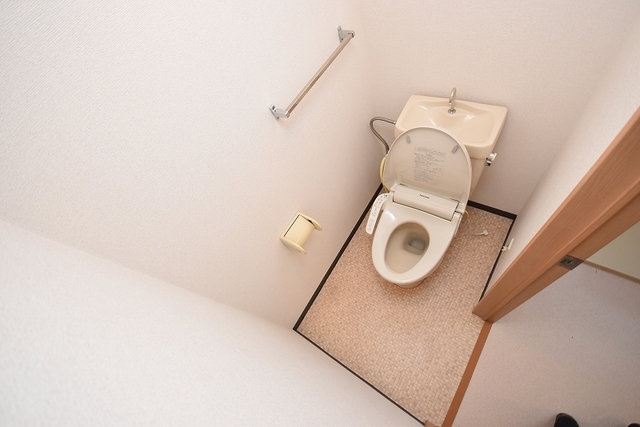 トイレ　トイレ