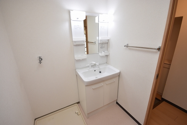 洗面設備　独立洗面台