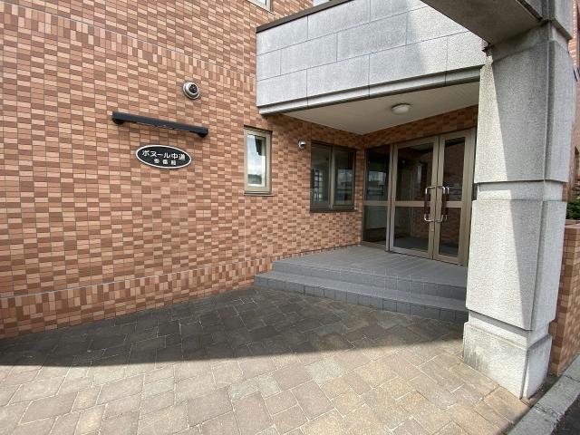 エントランス　エントランス部分