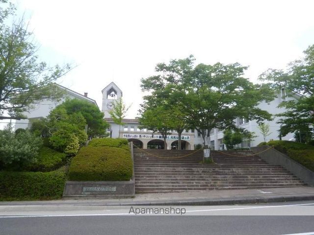 小学校　希望ヶ丘小学校（小学校）まで2885m