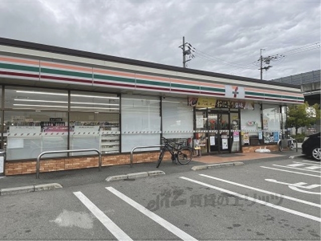 コンビニ　セブンイレブン葛城西室店（コンビニ）まで1600m