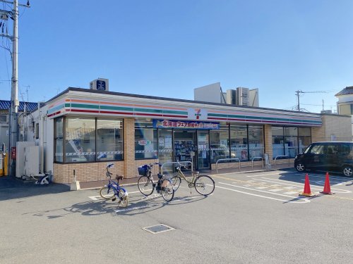 コンビニ　セブンイレブン 岸和田荒木町店（コンビニ）まで544m