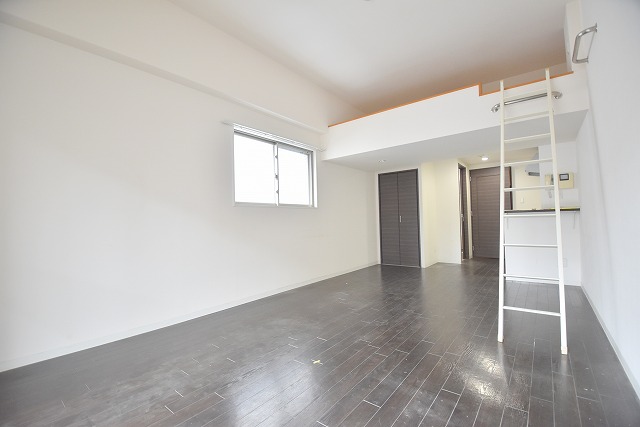 居室・リビング　アルファレガロ岡山駅前