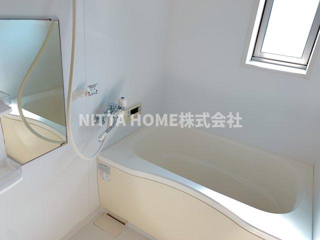 バス・シャワールーム　追い焚き機能付きのバスルーム☆彡