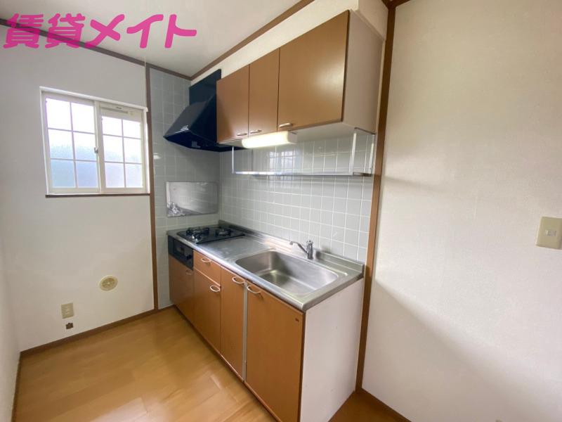 キッチン　別部屋参考写真です。