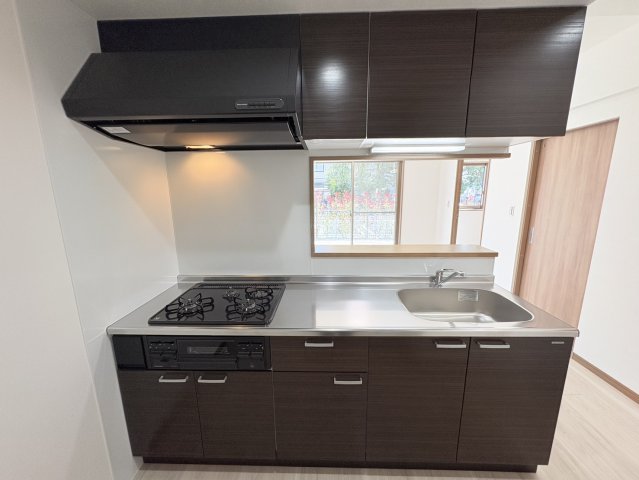 キッチン　参考写真になりますのでご承知おき下さい。