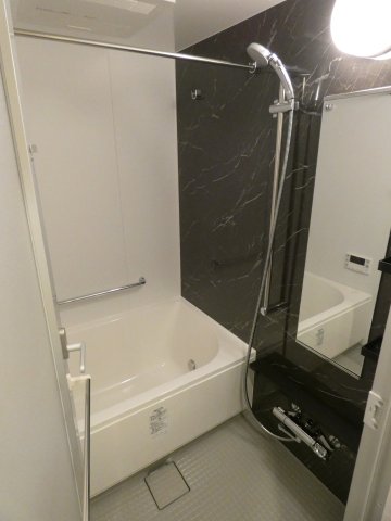 バス・シャワールーム　バス※別部屋参考写真