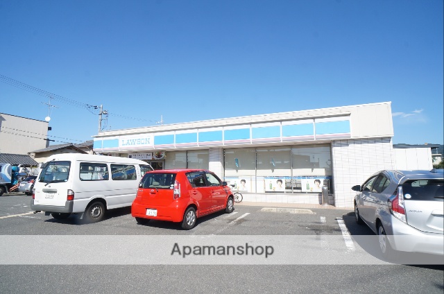 コンビニ　ローソン　奈良法蓮町東店（コンビニ）まで490m