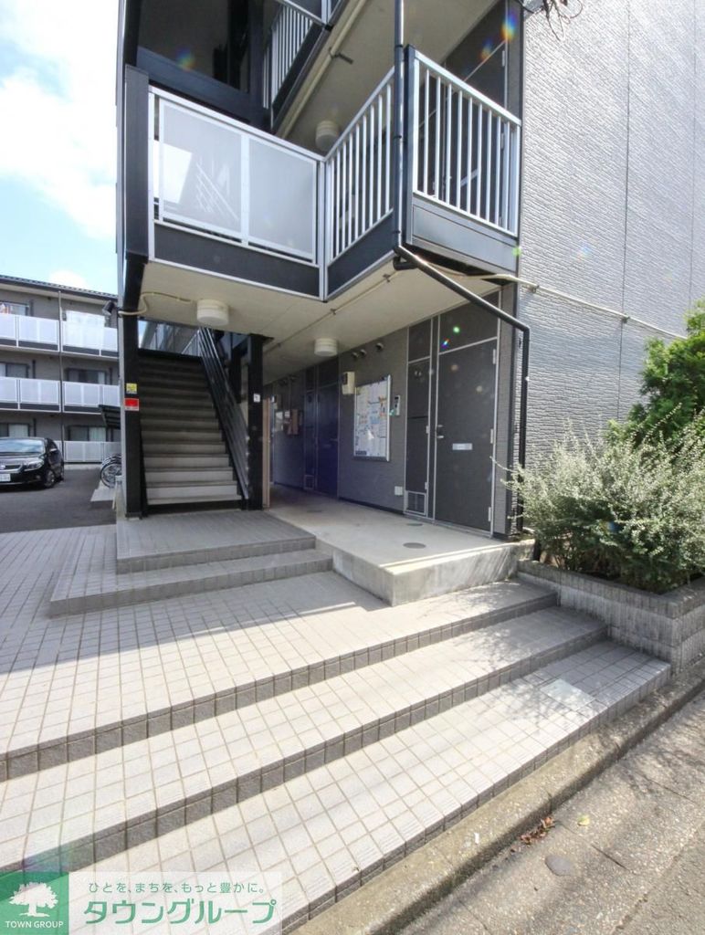 エントランス　エントランス