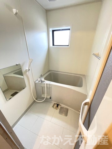 バス・シャワールーム　ゆったり過ごせるお風呂です