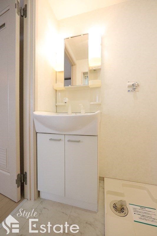 洗面設備　同仕様写真