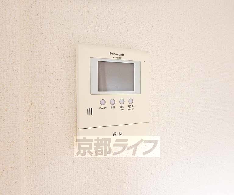 セキュリティ　モニター付きインターホンです。