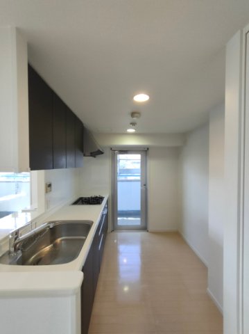 その他　同物件室内の参考写真になります※現況優先